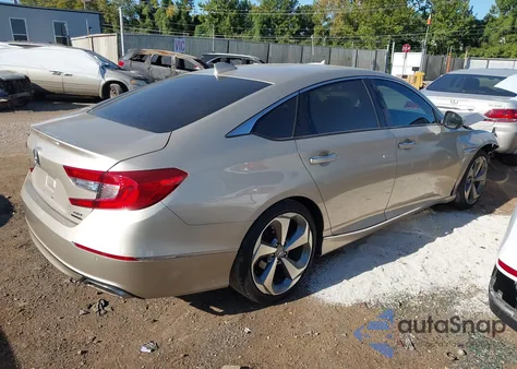 2018 Honda Accord Touring 2.0T z USA, uszkodzony, nr VIN 1HGCV2F98JA032613